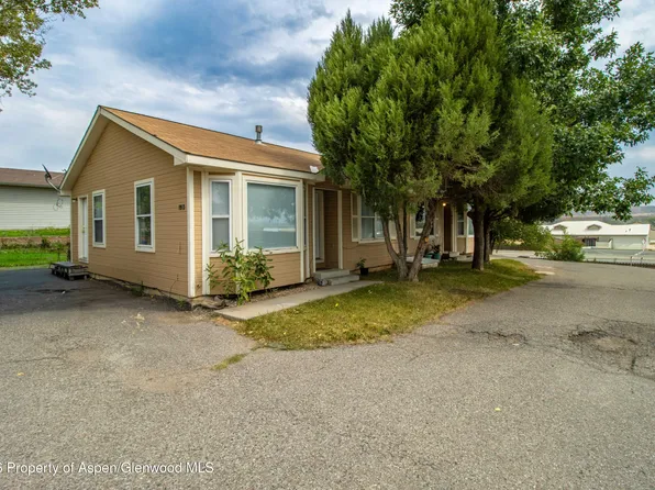 1913/1915 Pioneer Dr, Silt, CO 81652