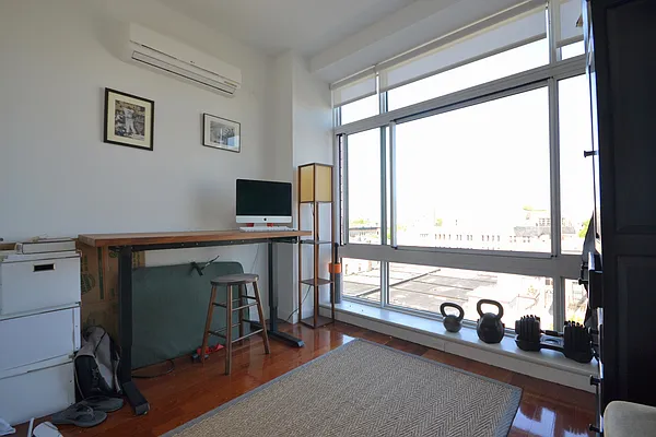 Rented by Bold New York | media 44