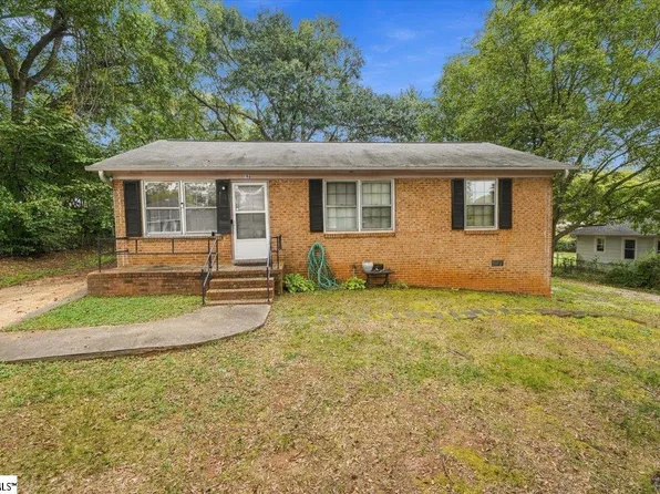 103 Beth St, Greer, SC 29651
