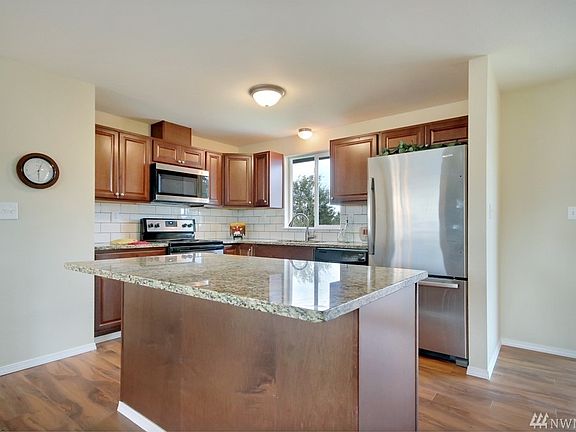 5th image of 10809 100th Street Ct SW