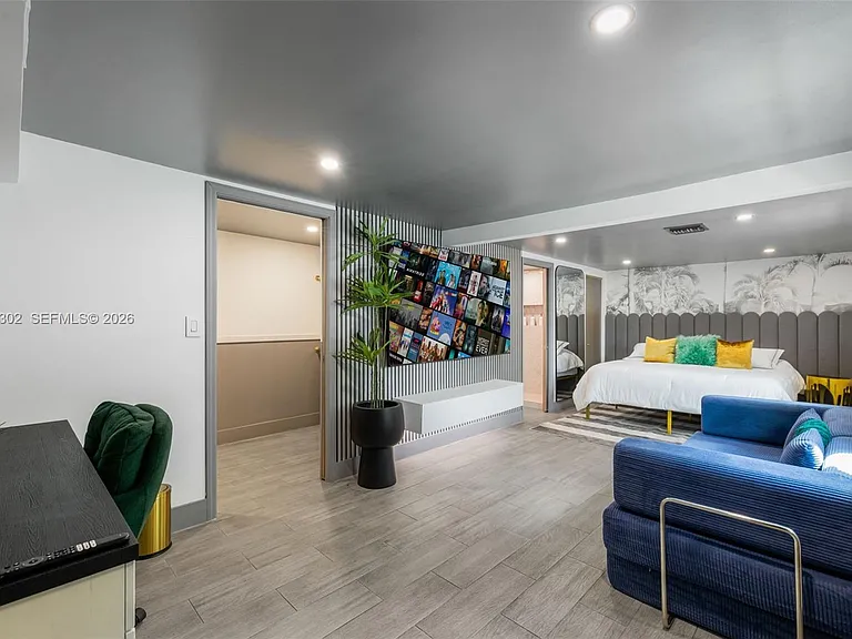 1532 N Andrews Ave — Photo 4