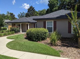 8425 SW 66th Ln, Gainesville, FL 32608