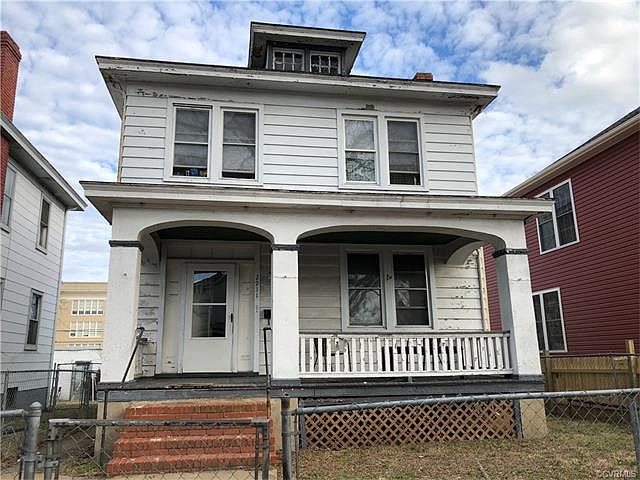 1st image of 2911 Barton Ave