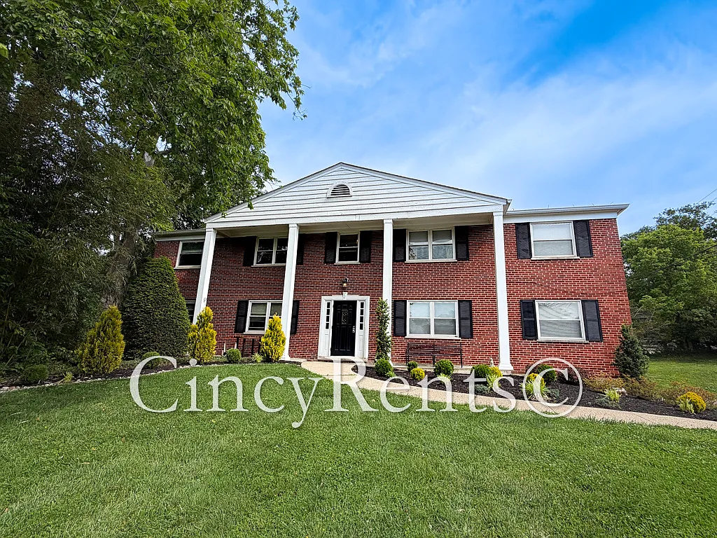 1295 Herlin Place Unit: 4 | Neighborhood: Hyde Park | 900 Square Feet at Hyde Park — Photo 1