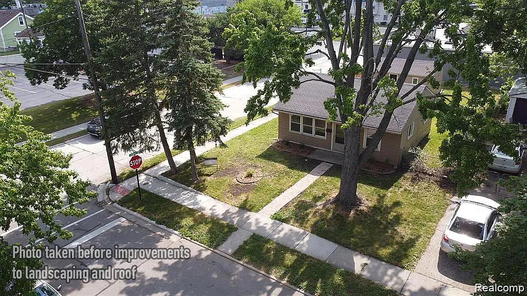2303 McDowell St photo 1