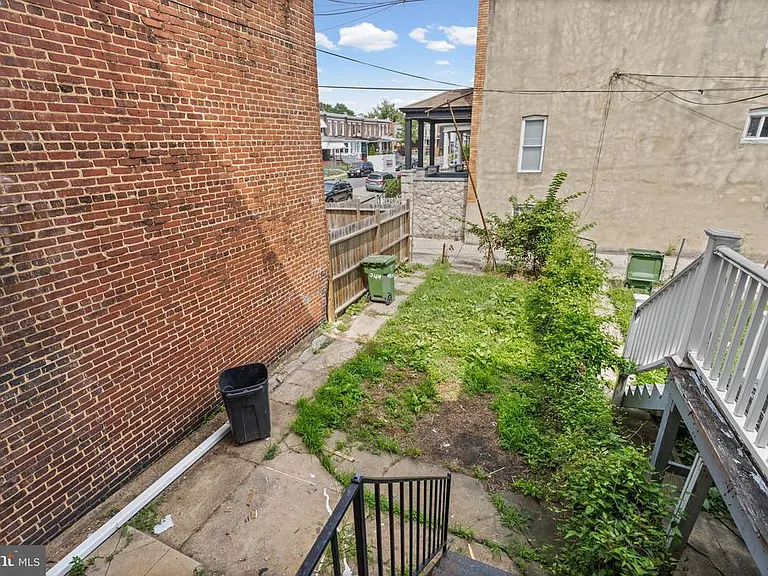 1653 N Smallwood St — Photo 18