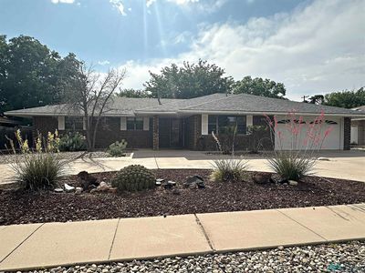 902 Hall Dr, Roswell, NM, 88201