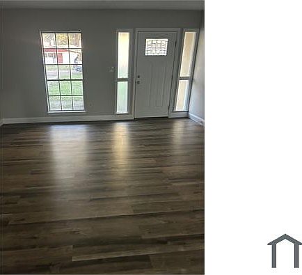 2nd image of 2281 Charmwood Cir