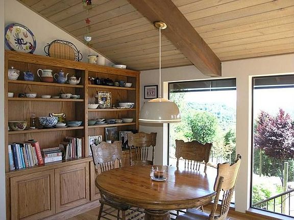 Dining Nook