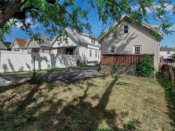 2nd image of 273 Parkwood Ave