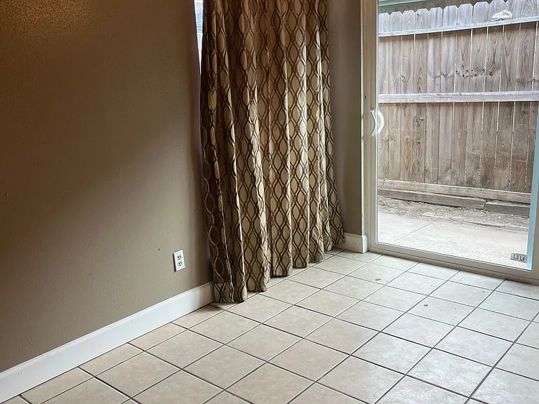 4218 Hawk Meadow Dr — Photo 11