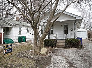 2744 E Wallace St, Decatur, IL 62526