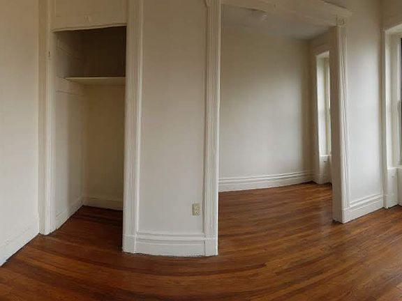 2nd image of 1690 Lexington Ave APT 5