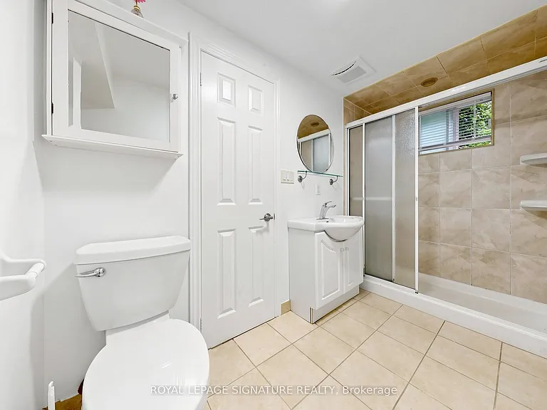 156 Centennial Rd #BASEMENT — Photo 11