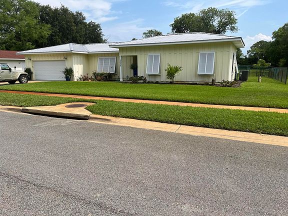 2nd image of 3045 Mulberry Dr