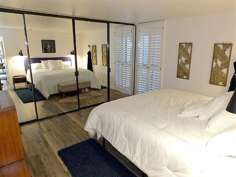 8124 Marina Pacifica Dr N #5 — Photo 16
