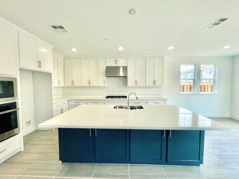 Kitchen (refrigerator included - not shown)