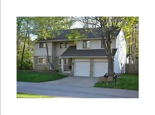 9658 Geist Woods Way, Indianapolis, IN