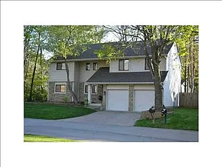 9658 Geist Woods Way photo 1