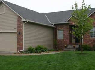 204 N Meadowlark Ct, Andale, KS 67001