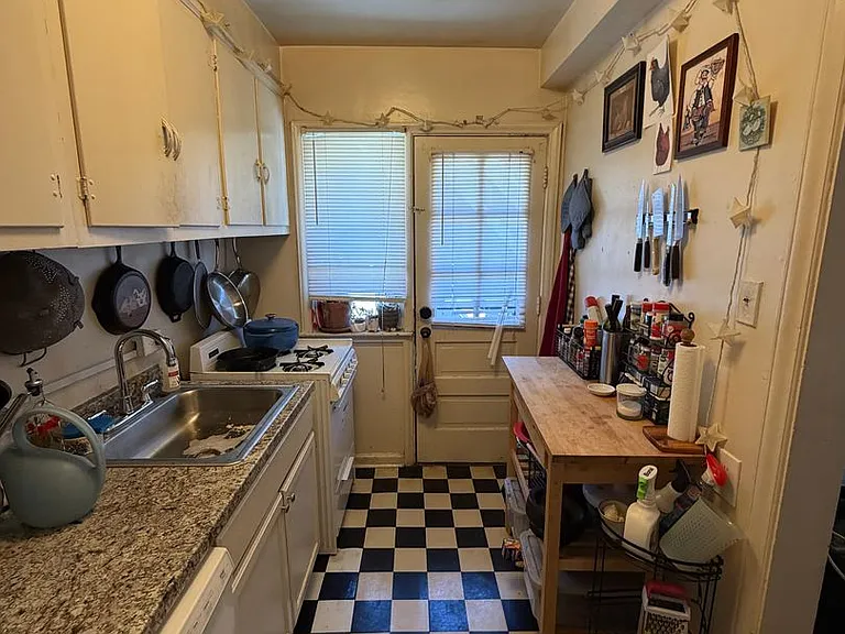 2609 Park Avenue — Photo 37
