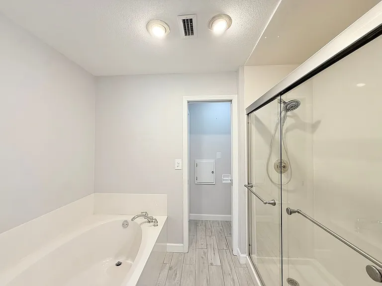5136 Hamilton Ln — Photo 7