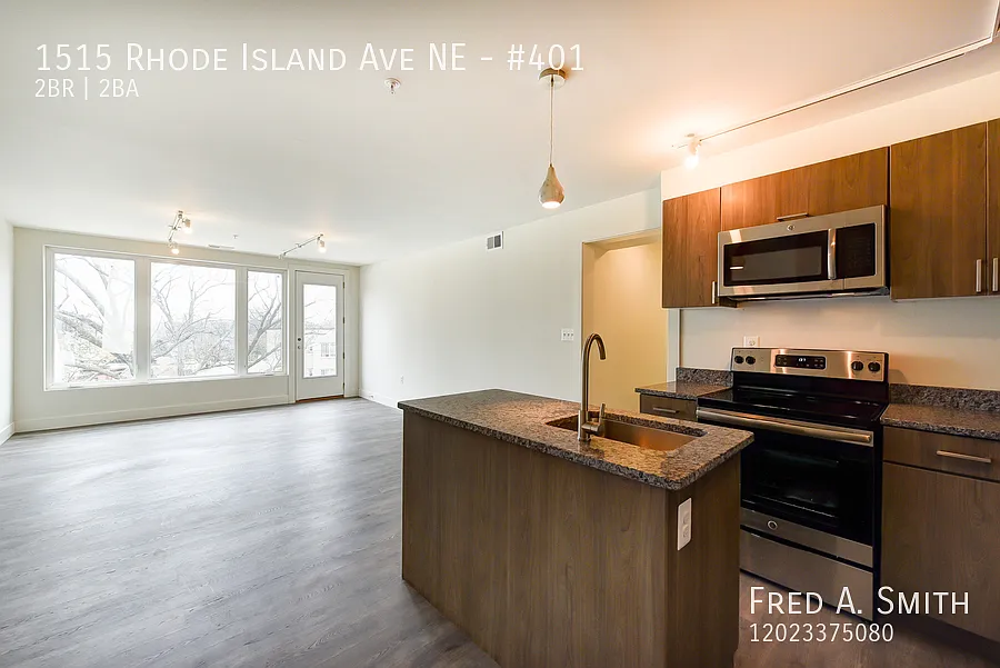 Beautiful 2BR/2BA @ The Violet!! — Photo 2