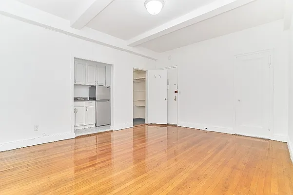 Rented by Living New York | media 7