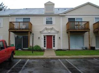 954 Bloomfield Village Blvd, Auburn Hills, MI 48326
