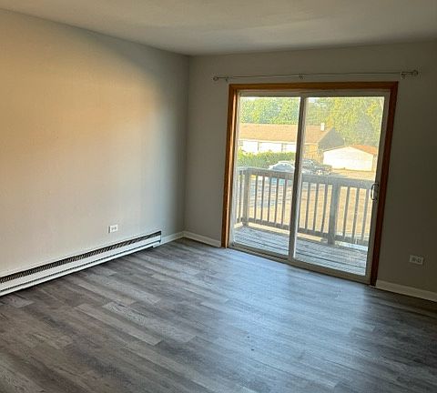 4th image of 4329 W Park Lane Dr #2B