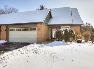 6257 Featherstone Ct, Rockford, IL 61107