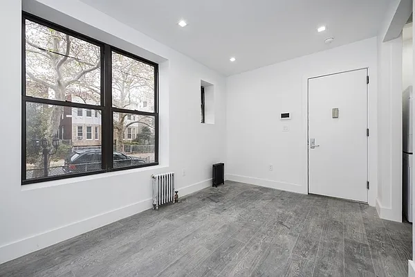 Rented by Ink Realty Services LLC | media 2