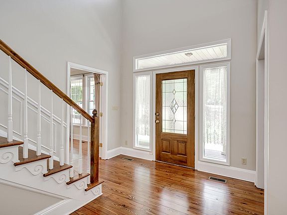 5th image of 4142 Rivermont Dr