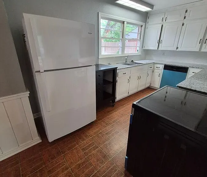 3719 Julie Dr — Photo 22