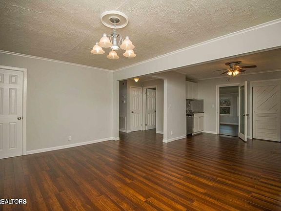 4th image of 508 Oglewood Ave