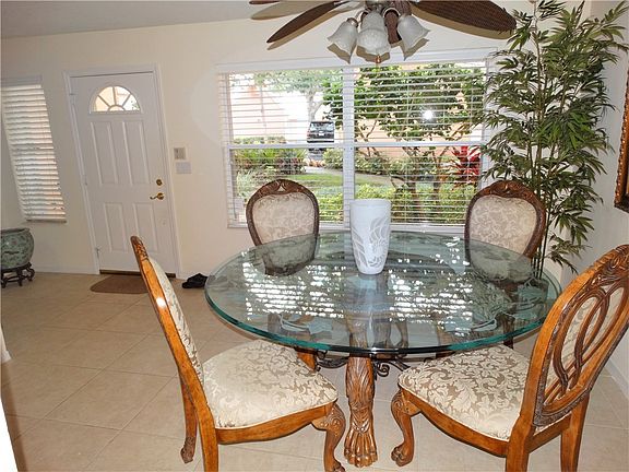 3rd image of 1408 Coral Oak Ln #904
