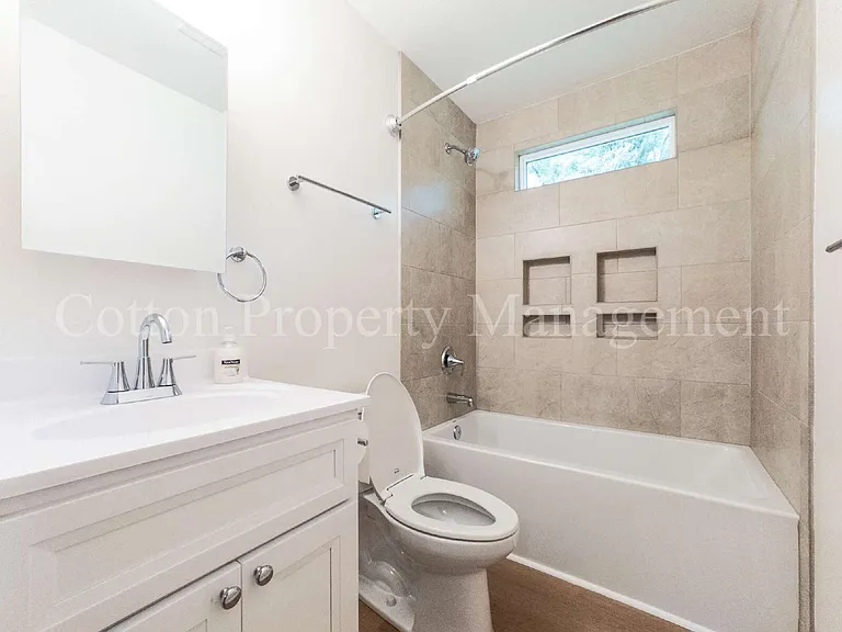 4204 Wrightsville Ave — Photo 23