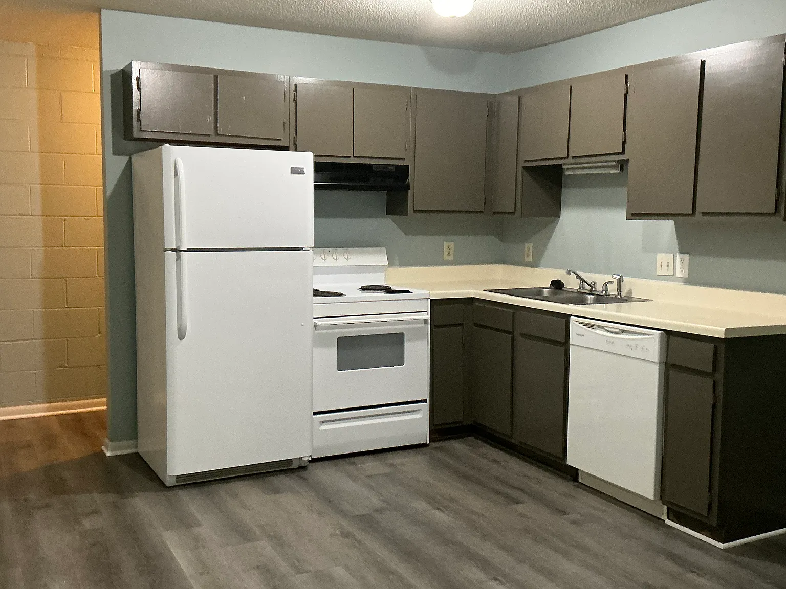 1 bed, 750 sqft, $795 — Photo 4