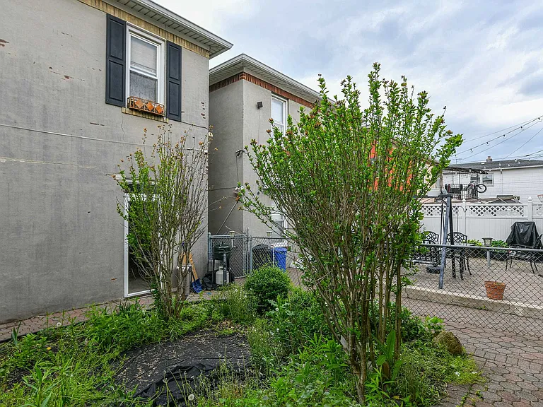 610 Columbia Ave #1 — Photo 31
