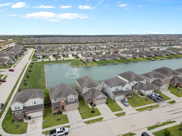 24926 Bastiani Canvas Ln, Katy, TX 77493
