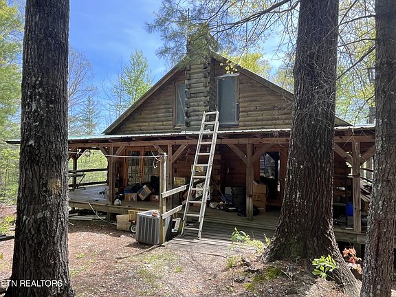 2nd image of 615 Turkey Creek Rd