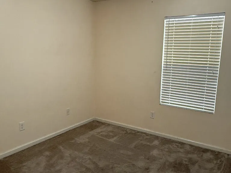 8825 Sunset Breeze Dr — Photo 6