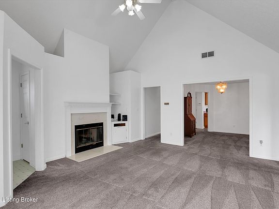 3rd image of 236 Peterson Dr