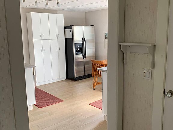 2nd image of 12 Nye St #2