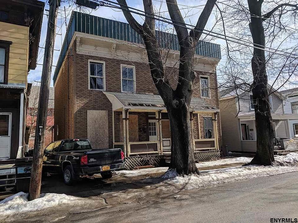 2nd image of 62-64 Center St