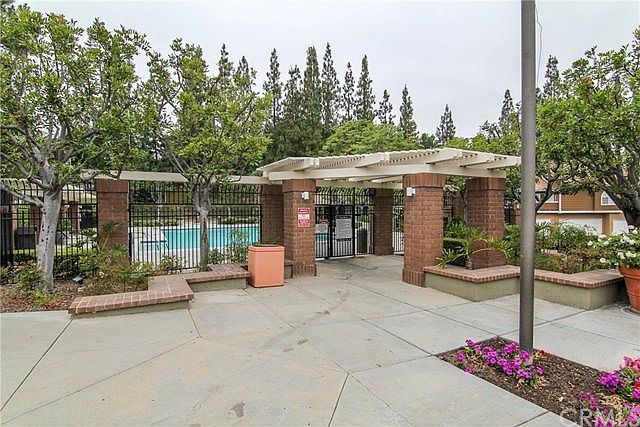 2nd image of 13420 Fontwell Ct Unit 34