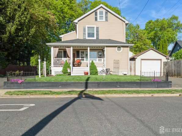 245 S Madison Ave, Dunellen, NJ 08812