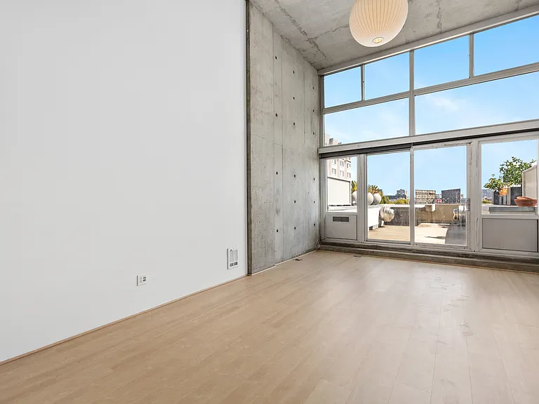 855 Folsom St #521 — Photo 17