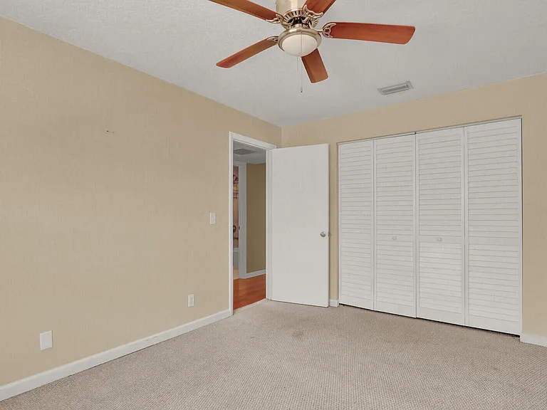 312 Southwind Dr #207 — Photo 12