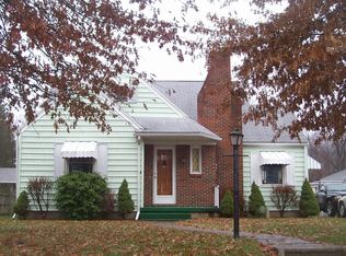 115 Van Camp St, Paden City, WV 26159